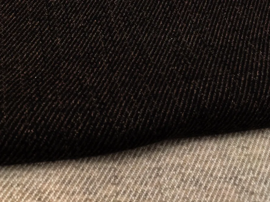 Style 25050 Fine-Gauge Twin-Rail Diagonal Twill Mélange Fabric product photo